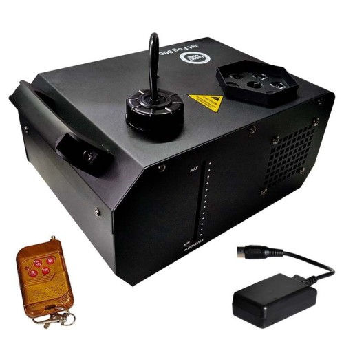 light4me-jet-900-wytwornica-dymu-led-pilot-08.jpg